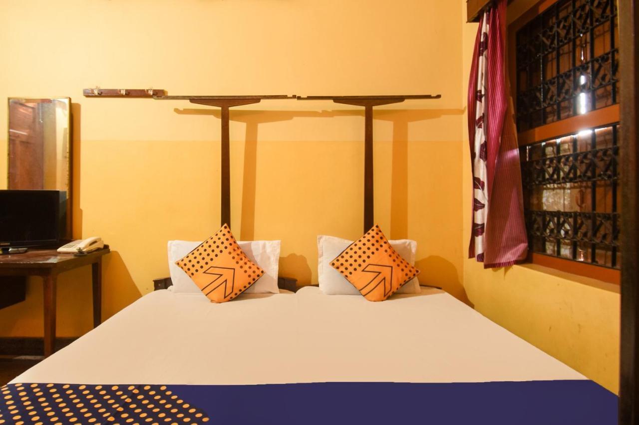 Spot On Hotel Vijaya Каттак Экстерьер фото
