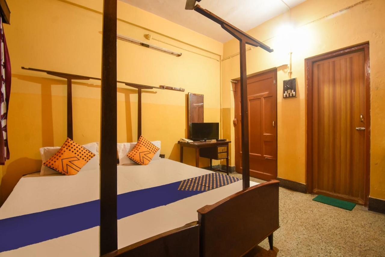 Spot On Hotel Vijaya Каттак Экстерьер фото